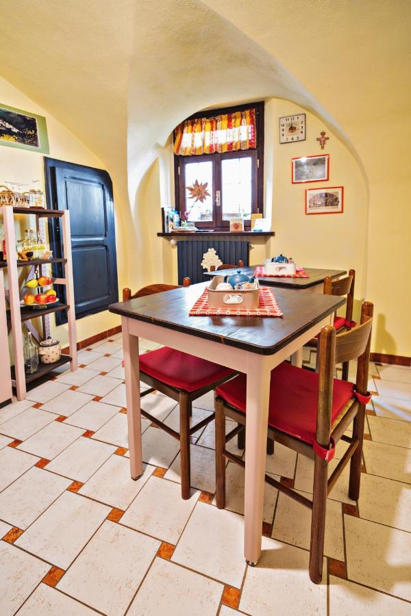 Bed & Breakfast Gabriella Exilles מראה חיצוני תמונה