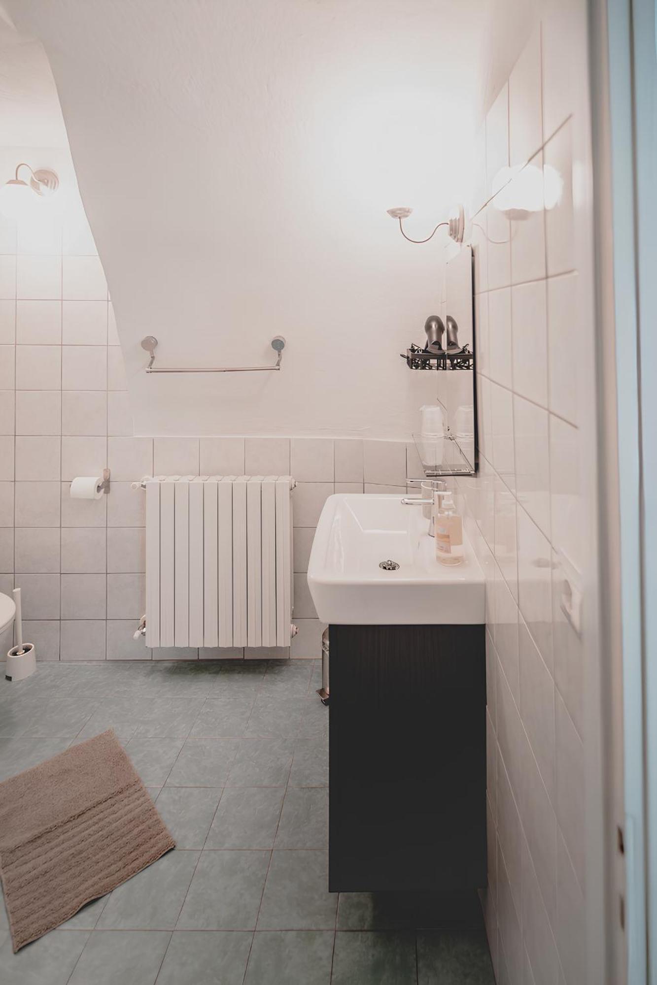 Bed & Breakfast Gabriella Exilles מראה חיצוני תמונה